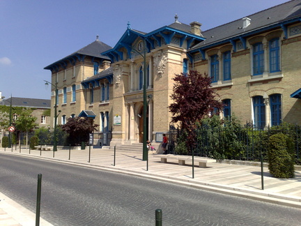 Liceo de Epernay - High School