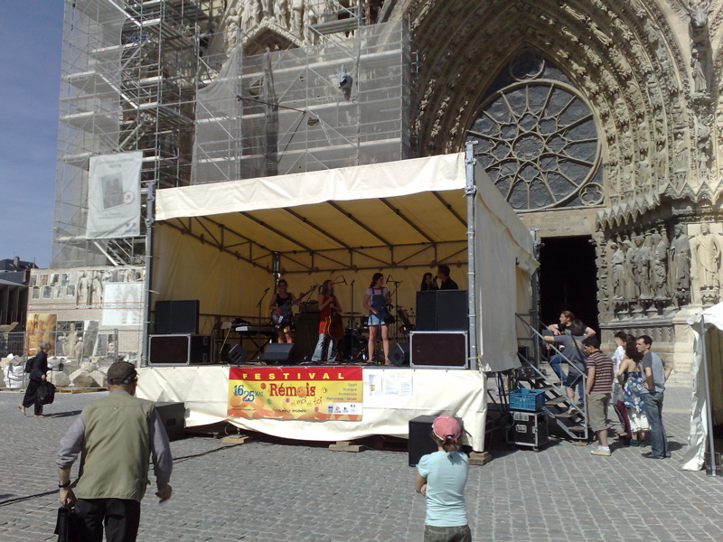 concierto frente a la catedral