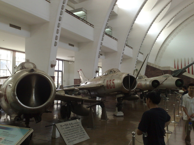 Museo_de_Historia_Militar-07.jpg