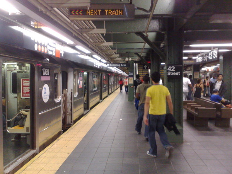 New_York_Metro-03.jpg